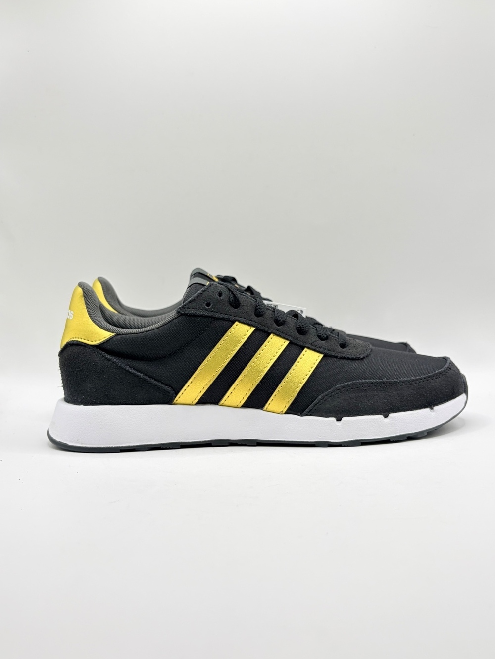 Adidas Run 60s 2.0 Black & Gold Sneakers 7.5 Womens
